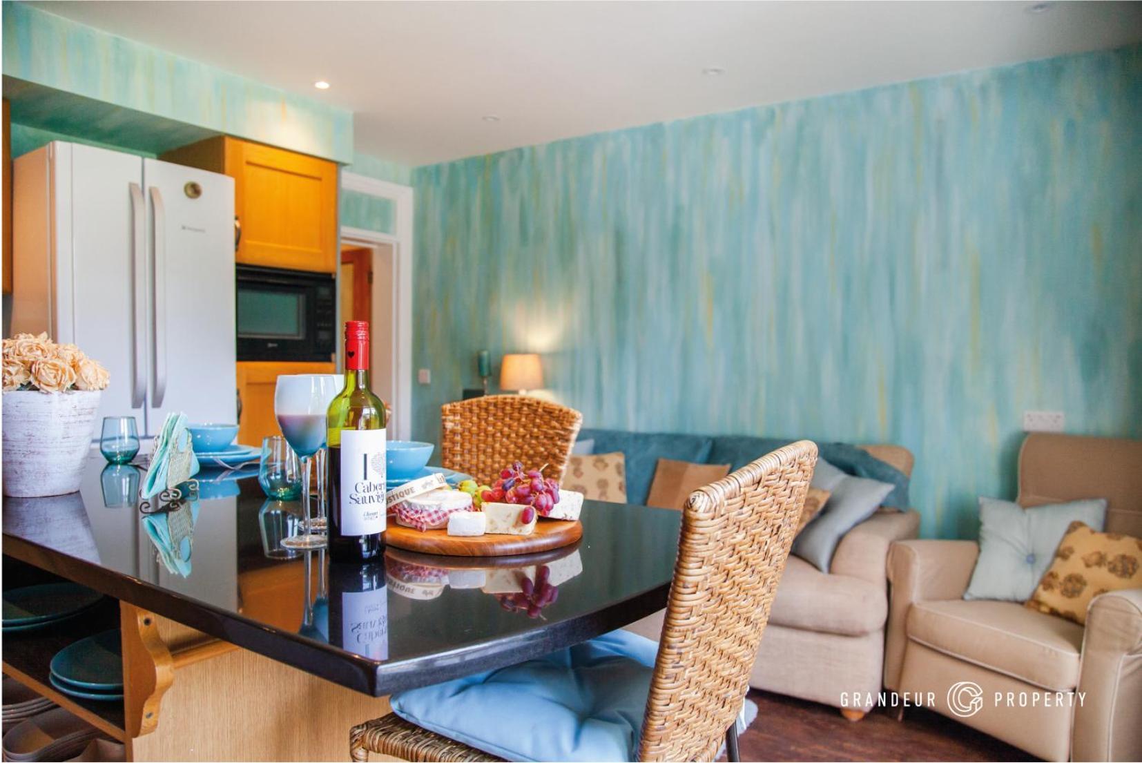 The Gardenside Apartment By Grandeur Property บอร์นมัธ ภายนอก รูปภาพ